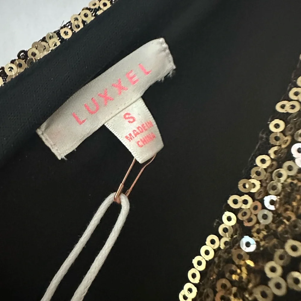 Luxxel gold sequin cutout dress - Picture 4 of 7